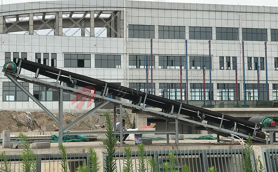 江苏水利皮带输送机现场.jpg